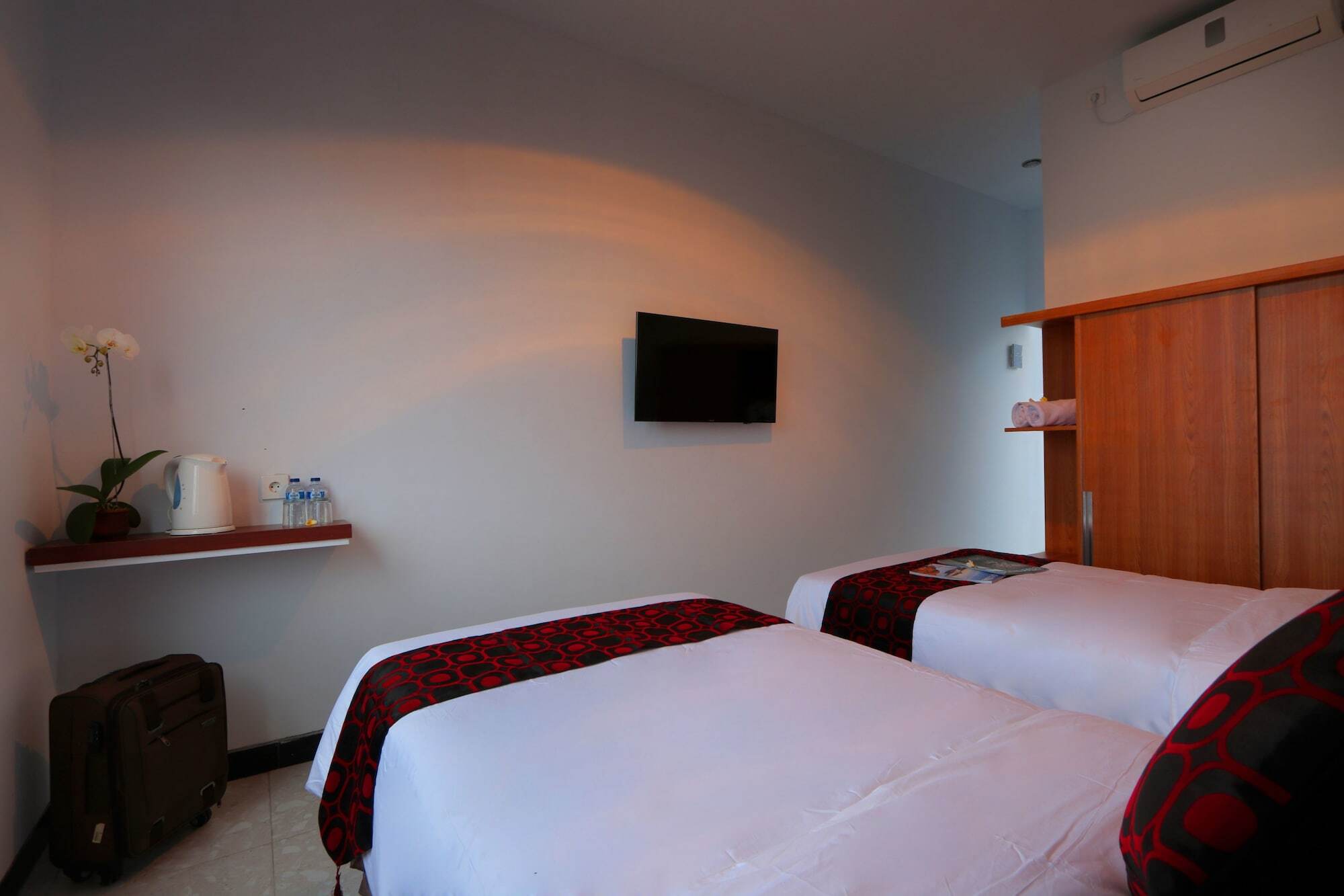 Valomia Guest House Denpasar  Exterior photo